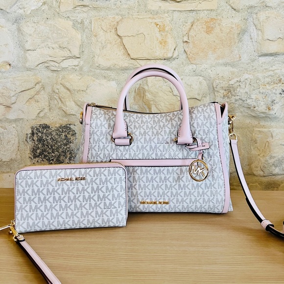 Michael Kors Carine Medium Satchel Powdered Blush MD TZ Satchel Crossbody&wallet - Picture 1 of 16